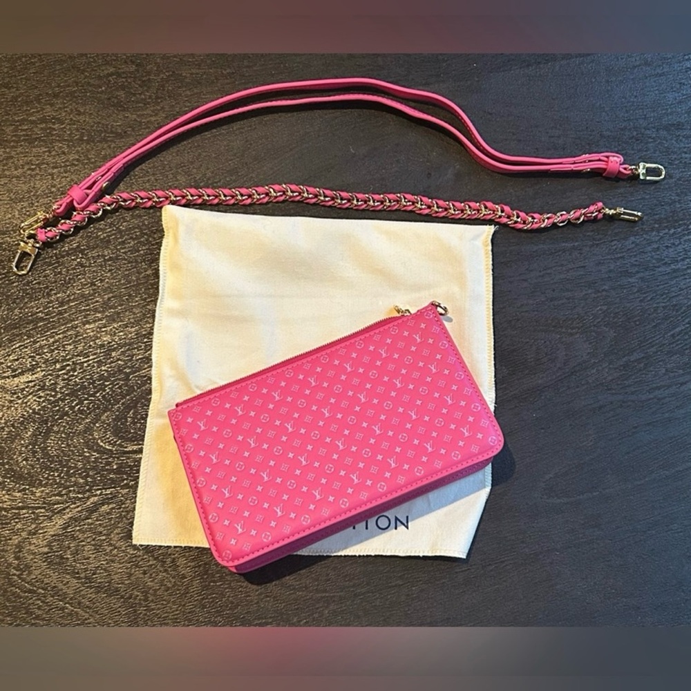 Lexington Monogram pattern leather shoulder bag - Picture 9 of 13